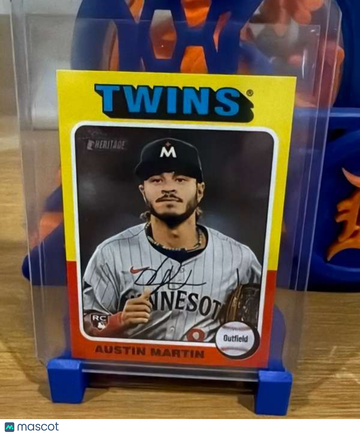 2024 Topps Heritage - Mini (High Numbers) Austin Martin #649