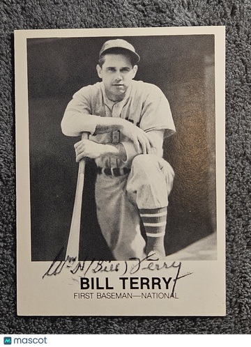 1983 TMCA Renata Galasso 5th Series Bill Terry #204 Signed Autograph Auto JSA