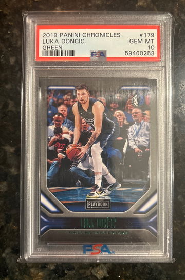 2019 Panini Chronicles #176 Luka Doncic Green PSA 10 Pop 2