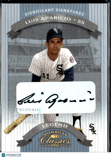 2002 Donruss Classics Significant Signatures Luis Aparicio #179 Legend