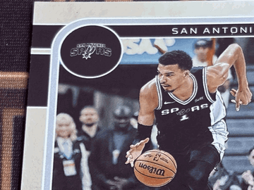 2024-25 Hoops Victor Wembanyama #165 Silver SN