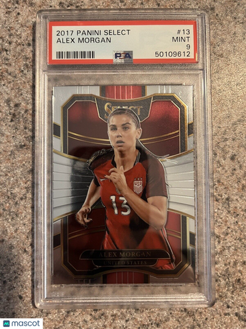 2017-18 Panini Select Alex Morgan #13 PSA 9