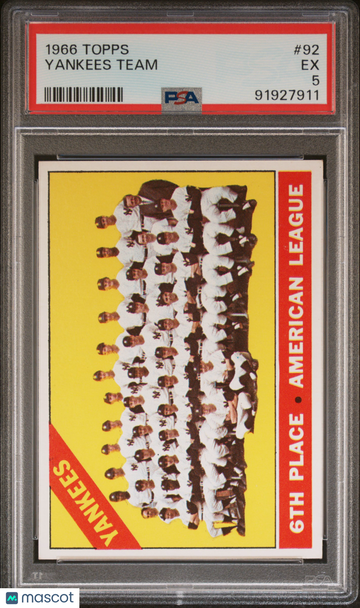 1966 Topps Yankees Team #92 PSA 5