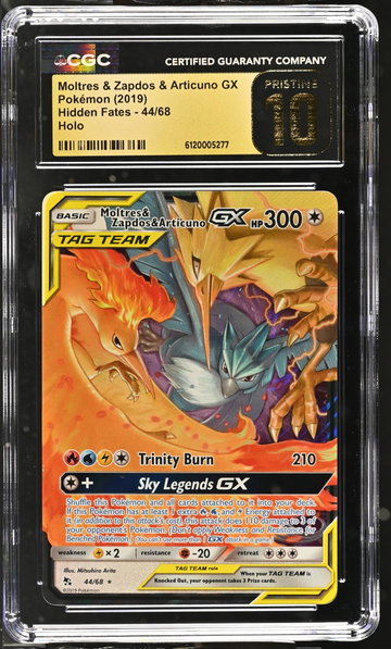 2019 Hidden Fates #44/68 Moltres & Zapdos & Articuno CGC 10