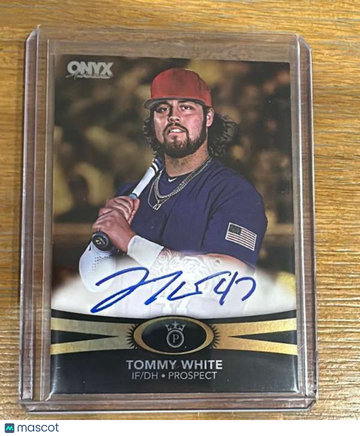 2023 Onyx Premium - Gold Tommy White #OPTW
