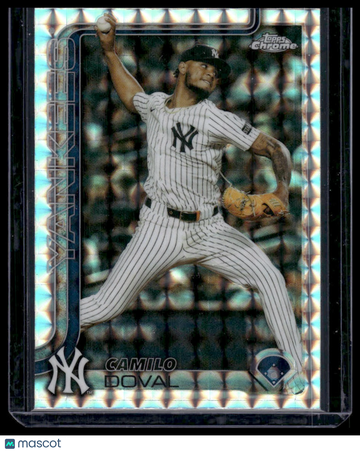 2025 Topps Chrome Sapphire Edition Camilo Doval #USC152 Geometric