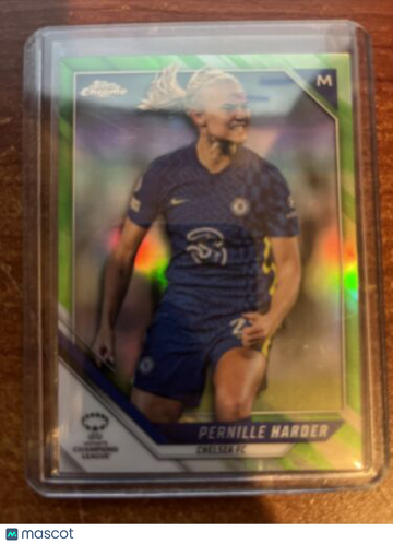 2021-22 Topps Chrome UCL Pernille Harder