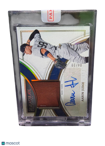 2022 Panini Immaculate Collection Aaron Judge /10 Autograph Patch