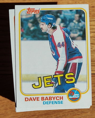 1981-82 Topps Full Set with 2 PSA Graded Cards