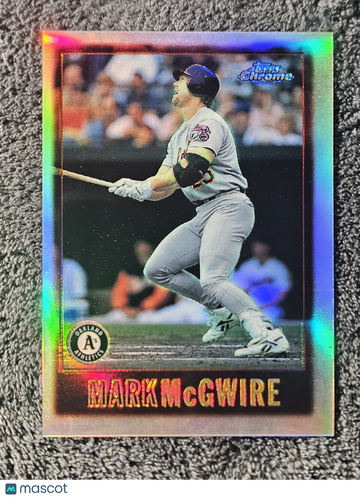 1997 Topps Chrome Mark McGwire #21 Refractor