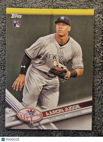 2017 Topps Team Set Aaron Judge #NYY-16 Rookie RC