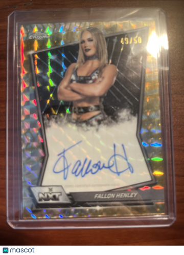2026 Topps Chrome WWE Fallon Henley #Nxt-fal Gold Refractor Short Print Auto Parallel/Variety Topps