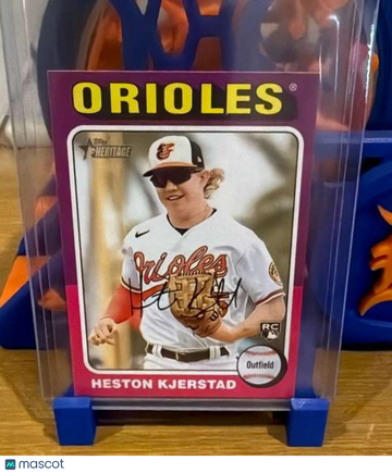 2024 Topps Heritage Mini Heston Kjerstad #327