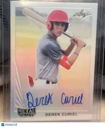 2021 Leaf Metal Draft - 1990 Leaf Autographs Derek Curiel #LA-DC1