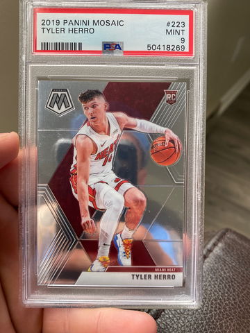 2019 panini mosaic Tyler herro rc psa 9 