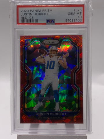 2020 Prizm Football Justin Herbert Red Ice #325 PSA 10