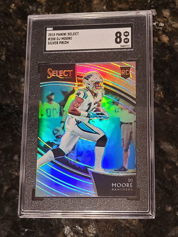 2018 PANINI SELECT FIELD LEVEL #208 DJ MOORE SILVER PRIZM SGC 8 HOLOGRAM