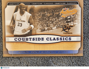 2001 Fleer Authentix Courtside Classics Michael Jordan #15