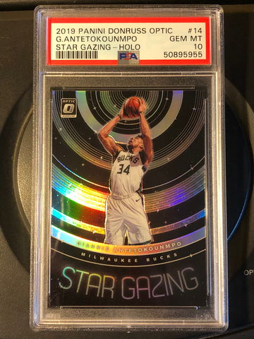 2019-20 Giannis Antetokounmpo Panini Donruss Optic Star Gazing Holo PSA 10 Milwaukee Bucks NBA Insert Greek Freak