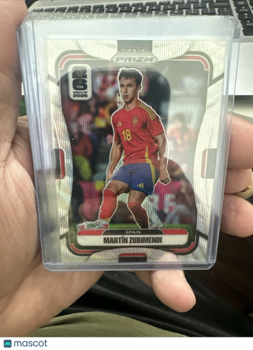 2026 Panini Prizm World Cup Qualifiers Martín Zubimendi #66 Silver Wave