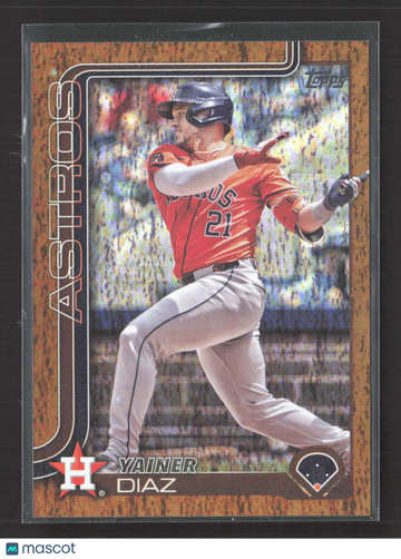 2025 Topps Series 1 Yainer Diaz #299 Wood Grain