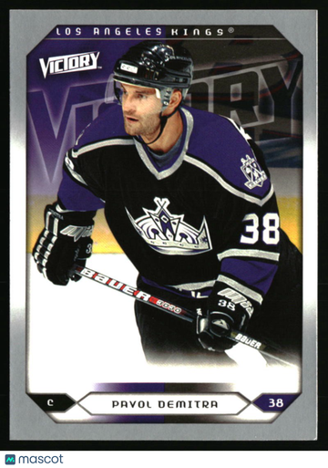 2005-06 Upper Deck Pavol Demitra #223 2005-06 Upper Deck Victory Update Los Angeles Kings
