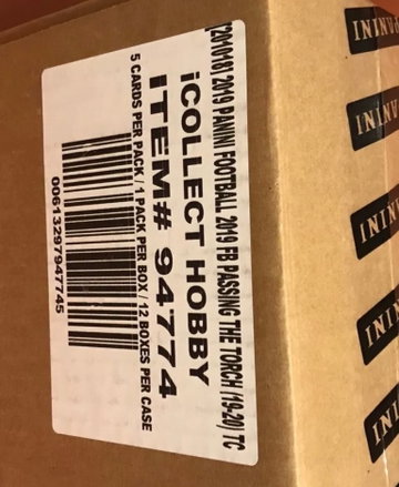 2019 Panini Passing the Torch sealed case (12) boxes - 4 dual autos per case , huge hits (3) autos per box + average of 1/1 per case. 