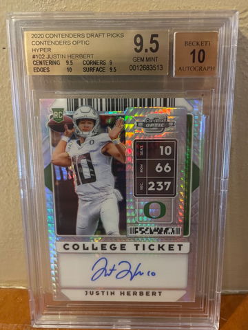 2020 Contenders Draft Picks Justin Herbert On Card Auto /20 - Graded BGS 9.5
