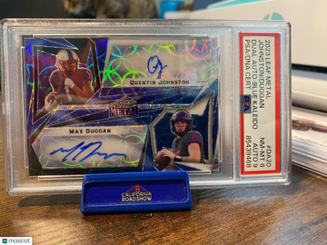 2023 Leaf Quentin Johnson Max Dugan #DA20 Blue Rookie PSA 8 Leaf