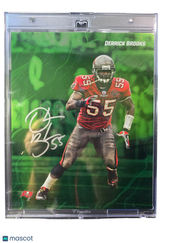 2024 Fanatics Emanate Derrick Brooks /99