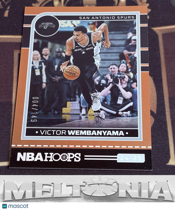 2024-25 Hoops Victor Wembanyama #165 Orange Short Print Parallel/Variety SN