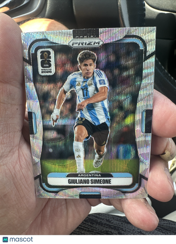 2026 Panini Prizm Soccer Card Giuliano Simeone #13 Silver Wave Argentina FIFA World Cup