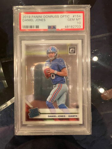 2019 Optic Daniel Jones RC PSA 10