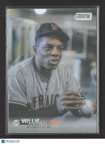 2023 Topps Stadium Club Willie Mays #10 Rainbow Foilboard /25