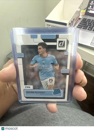 2022-23 Panini Donruss Julián Álvarez #198