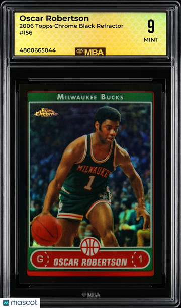 2006 Topps Chrome Oscar Robertson #156 Black Refractor MBA 9