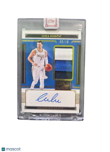 2020 Panini One and One Luka Dončić #JA-LDU /10 Game-Worn Patch