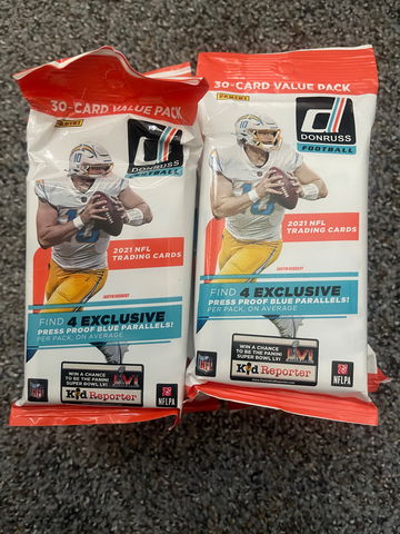 (10) Donruss Football fat packs 2021