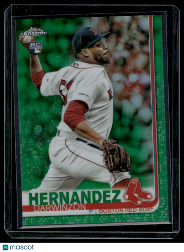 2019 Topps Chrome Update Darwinzon Hernandez #30 Green Refractor SN