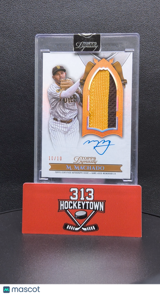 2025 Topps Dynasty Manny Machado #DAPD-MM1 Patch Game-Used Memorabilia 10/10