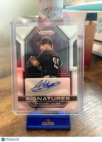 2023 Edouard Julien #SIG-EJ Signatures Panini Authentic
