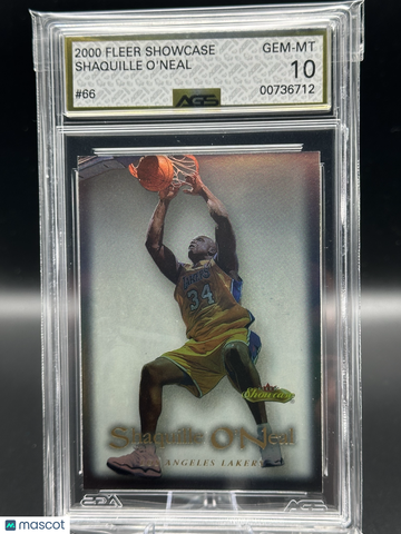 2001 Fleer Showcase Shaquille O'Neal #66 AGS 10