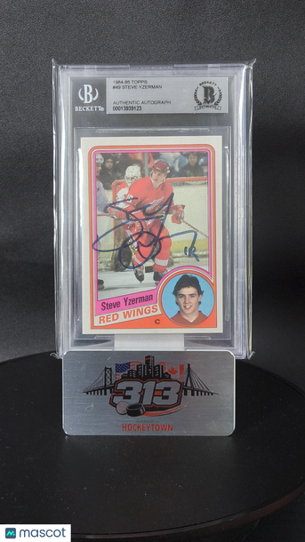 1984 Topps Steve Yzerman Rookie Autographed Hockey Trading Card #49 BGS Authentic