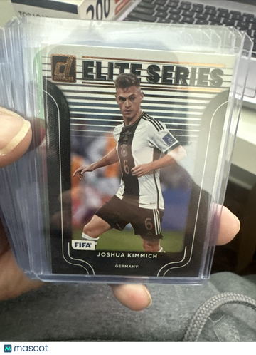 2022-23 Panini Donruss Elite Series Joshua Kimmich #17
