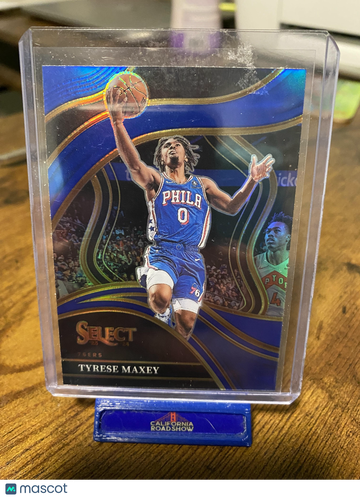 2023-24 Panini Select Tyrese Maxey #244 Blue Prizms