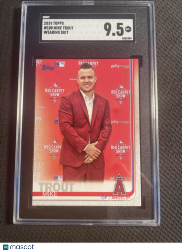 2019 Topps #100 Mike Trout Strapazierfähige Anzug SGC 9.5