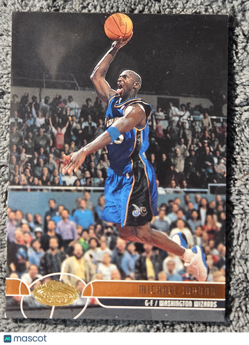 2001 Stadium Club Michael Jordan #134 Retro Logo Gold Parallel