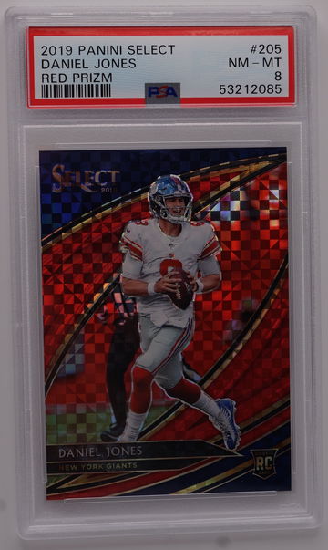2019 Panini Select Daniel Jones Red Prizm /49 PSA 8