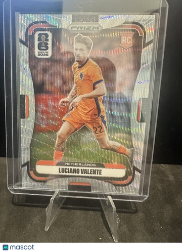 2026 Panini Prizm FIFA World Cup 2026 Luciano Valente #4 Wave RC