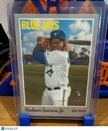 2019 Topps Heritage - 1970 Cloth Stickers Vladimir Guerrero Jr. #29